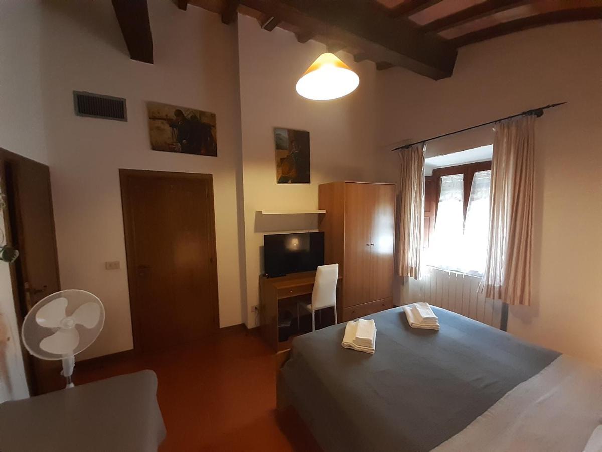 Bed and Breakfast Podere San Francesco Вольтерра Екстер'єр фото